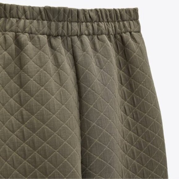 Zara women’s khaki green quilted high rise pull on trouser pants size medium - Picture 8 of 16